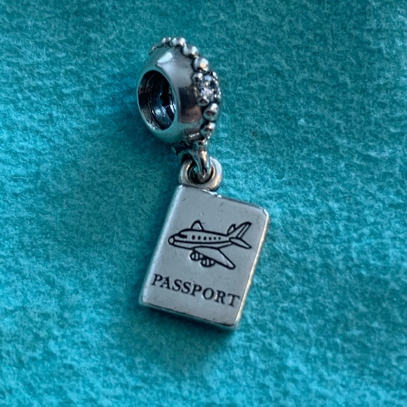 PANDORA | Retired Passport Charm - Picture 4 of 5